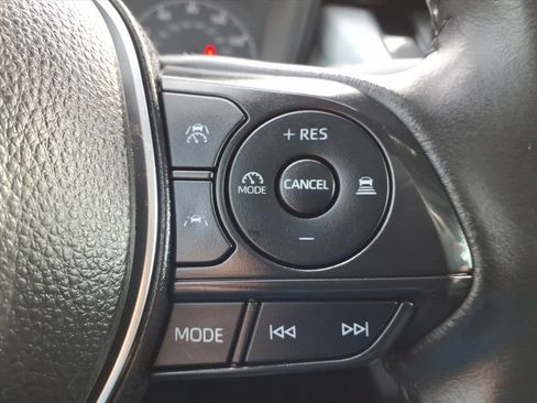 Used 2024 Toyota Corolla SE image 18