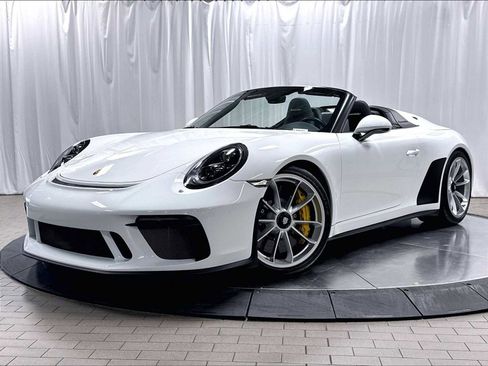 Used 2019 Porsche 911 Speedster RWD image 1
