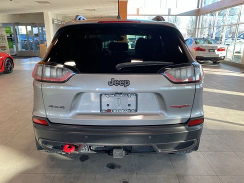 Used 2020 Jeep Cherokee Trailhawk w/ Comfort & Convenience Group image 4