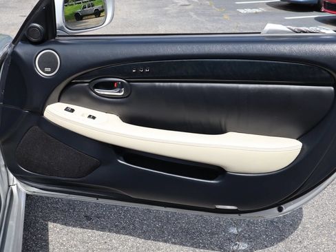 Used 2009 Lexus SC 430 Convertible RWD image 13