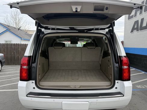 Used 2016 Chevrolet Suburban LTZ image 20