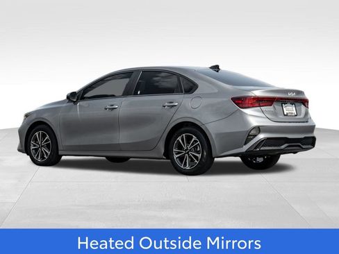 Used 2024 Kia Forte LXS w/ LXS Technology Package FWD image 5