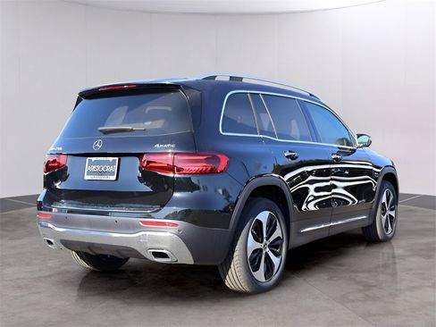 Certified 2025 Mercedes-Benz GLB 250 4MATIC image 5