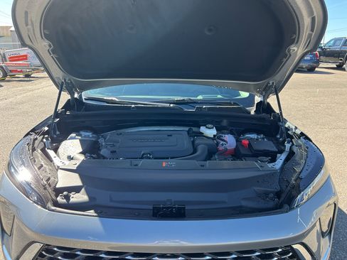 New 2026 Buick Envision Avenir image 12