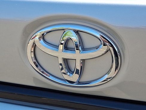 Used 2024 Toyota Corolla LE FWD image 29