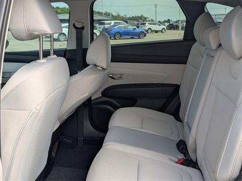 New 2026 Hyundai Tucson SE image 23