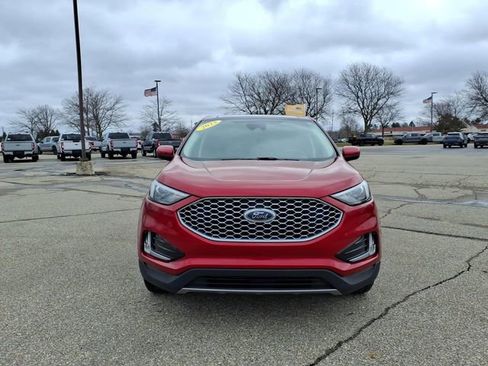 Certified 2023 Ford Edge SEL w/ Convenience Package AWD/4WD image 2
