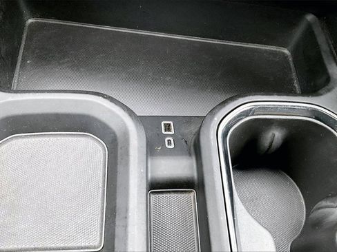 Used 2025 GMC Sierra 3500 AT4 w/ AT4 Premium Plus Package image 18