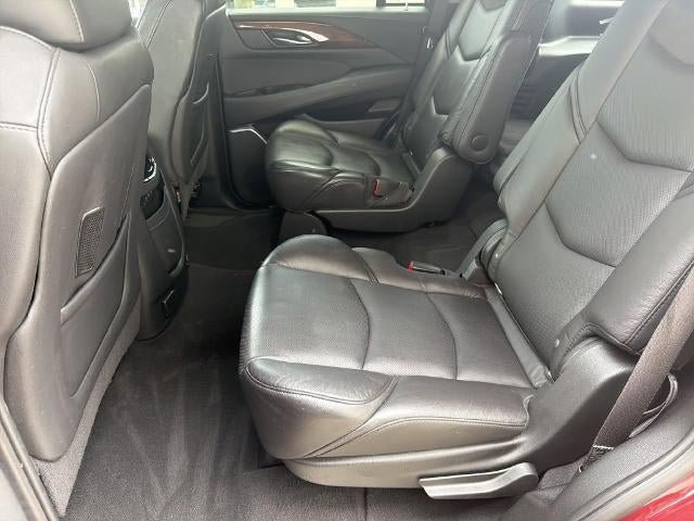 Used 2020 Cadillac Escalade Premium Luxury AWD/4WD image 21