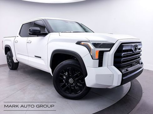 Used 2024 Toyota Tundra Limited AWD/4WD image 1