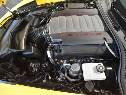 Used 2017 Chevrolet Corvette Grand Sport w/ Z07 Performance Package RWD image 21