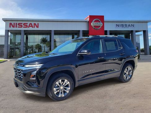 Used 2025 Chevrolet Equinox LT w/ Convenience Package II AWD/4WD image 9