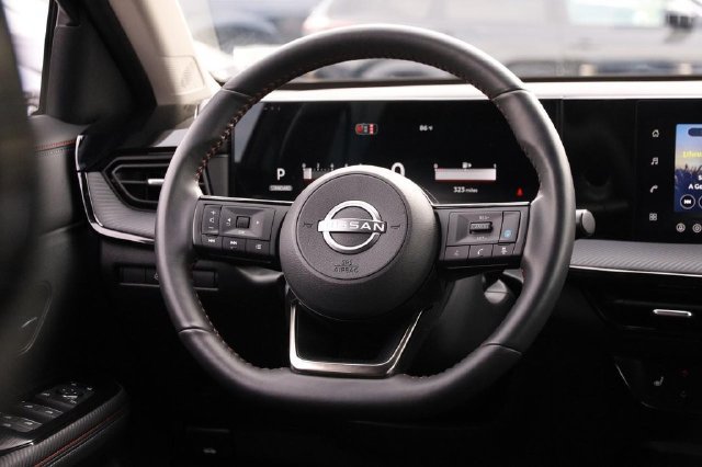 Certified 2026 Nissan Kicks SR w/ SR Premium Package AWD/4WD image 30