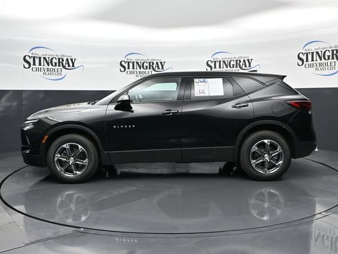 Used 2025 Chevrolet Blazer LT AWD/4WD image 5