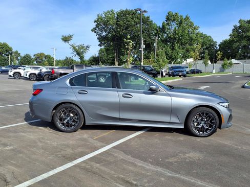 Used 2026 BMW 330i xDrive Sedan AWD/4WD image 2