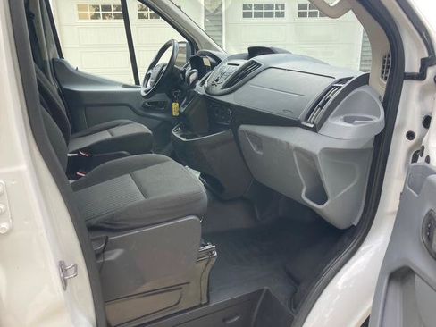 Used 2017 Ford Transit 150 XL RWD image 34
