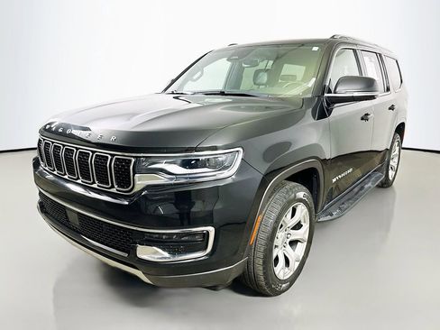 Used 2022 Jeep Wagoneer Series II image 3