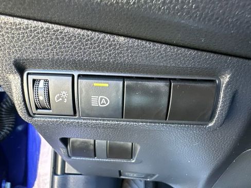 Used 2023 Toyota Corolla Cross LE w/ Moonroof Package AWD/4WD image 31