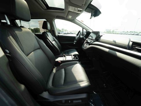 Used 2025 Honda Odyssey EX-L image 27