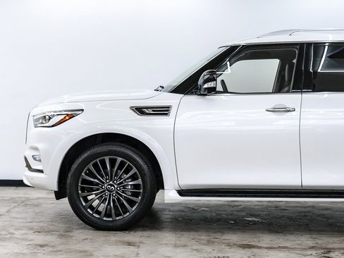 Used 2023 INFINITI QX80 Premium Select w/ Cargo Package image 9