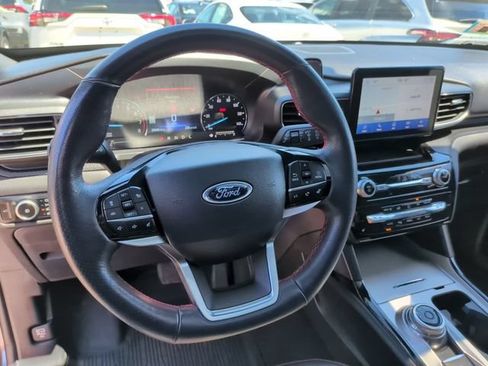 Used 2023 Ford Explorer ST-Line w/ Class IV Trailer Tow Package AWD/4WD image 24