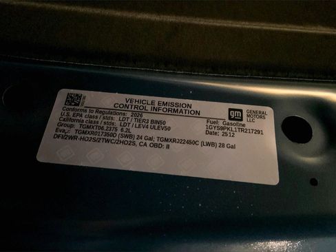 New 2026 Cadillac Escalade ESV Sport image 18