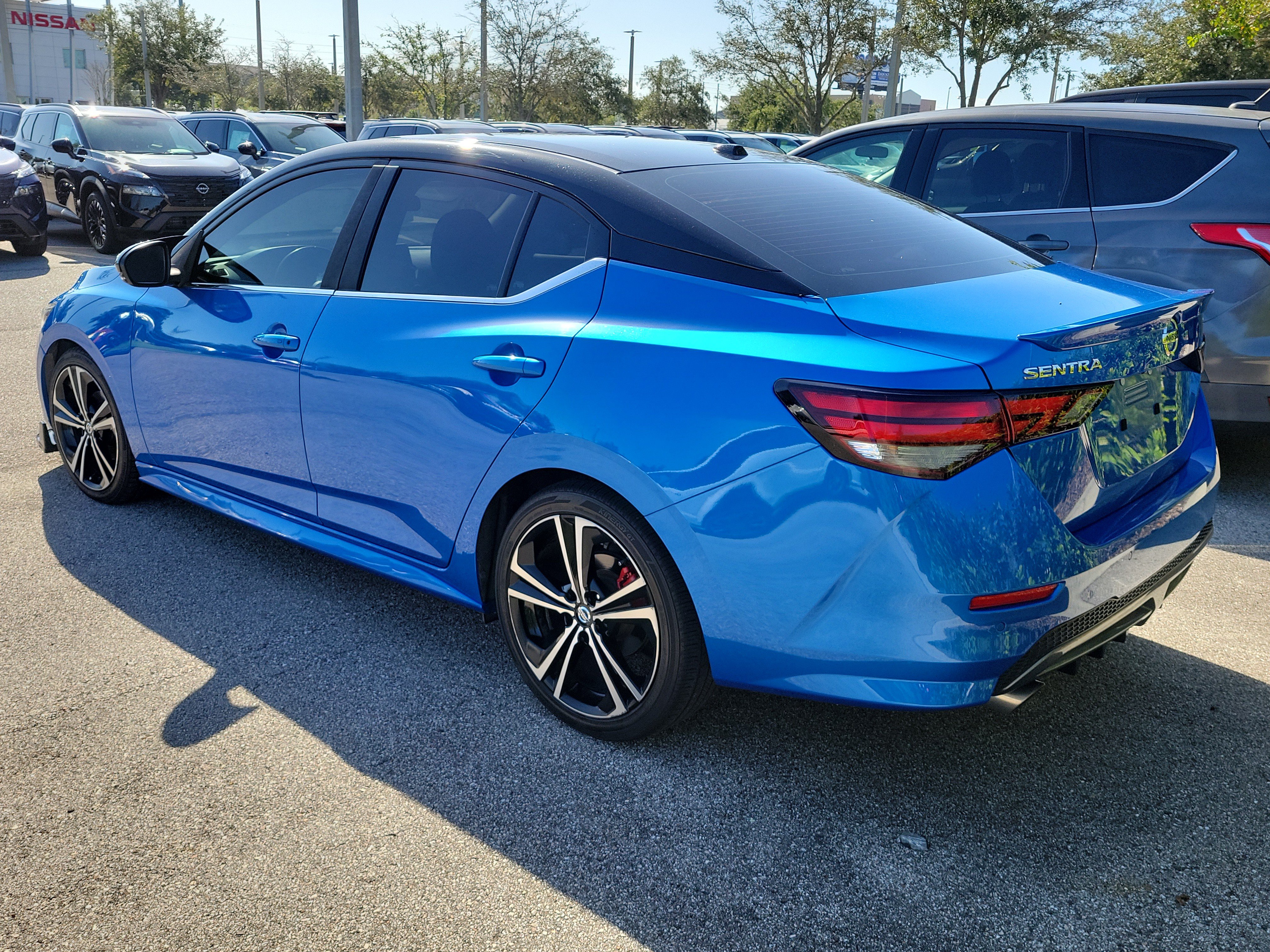 Certified 2021 Nissan Sentra SR FWD image 4