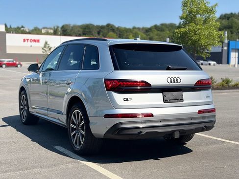Used 2023 Audi Q7 2.0T Premium Plus w/ Premium Plus Package AWD/4WD image 4