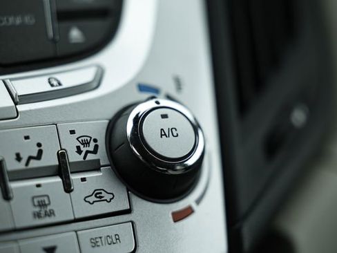 Used 2015 Chevrolet Equinox LS FWD image 33