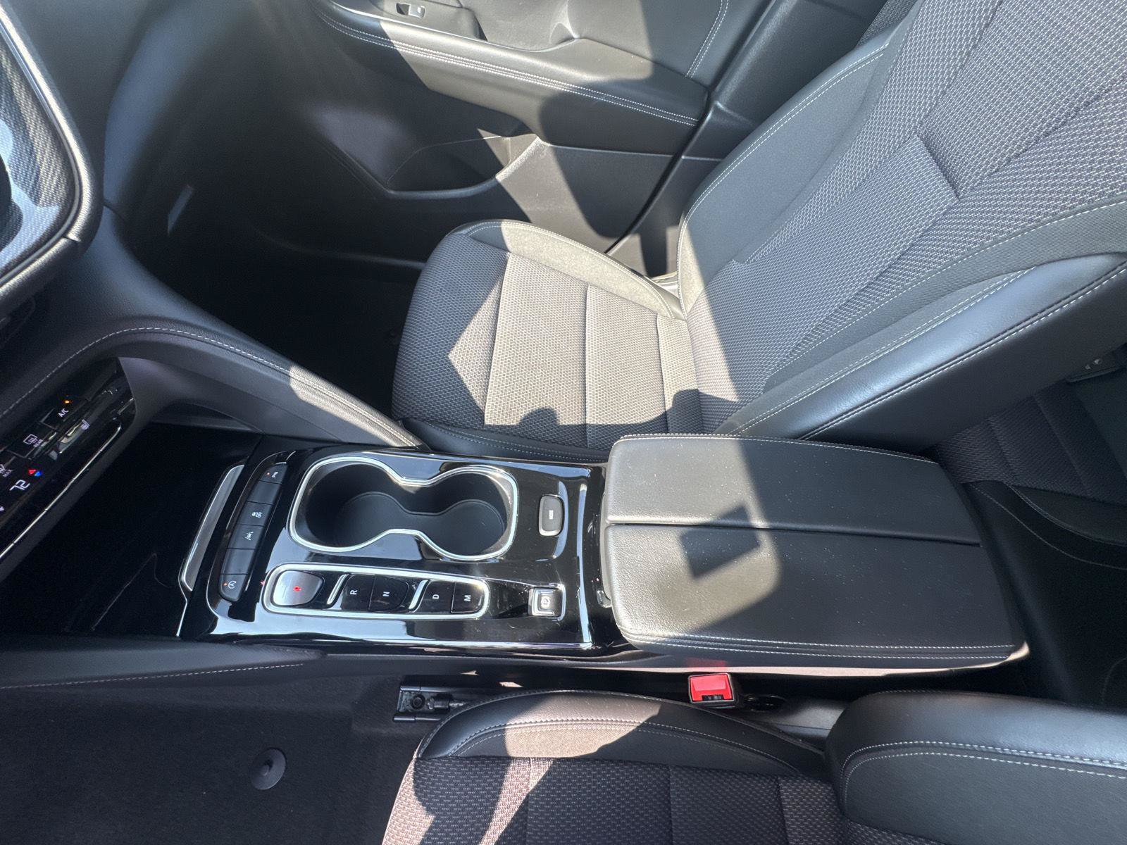 Used 2023 Buick Envision Preferred FWD image 27