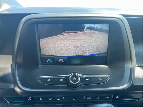 Used 2017 Chevrolet Camaro LT RWD image 15