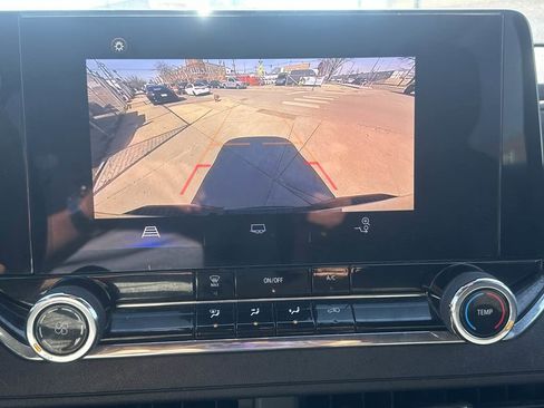 Used 2023 Chevrolet Colorado W/T image 31