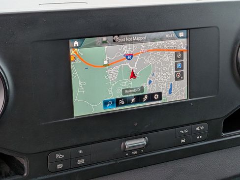 Used 2023 Mercedes-Benz Sprinter 2500 image 24