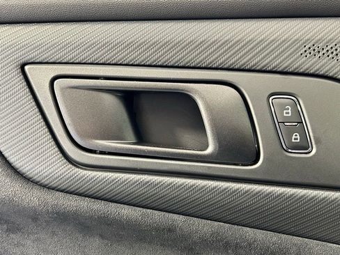 Used 2025 Ford Mustang Dark Horse image 30