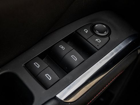 Used 2024 Chevrolet Traverse Z71 image 39