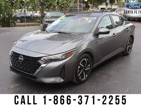 Used 2024 Nissan Sentra SV FWD image 2