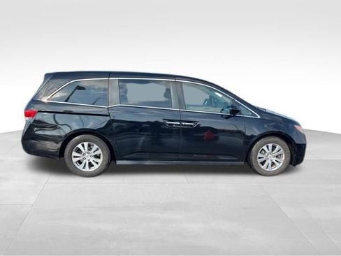Used 2016 Honda Odyssey SE image 8