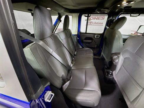 Used 2020 Jeep Wrangler Unlimited Sport image 28