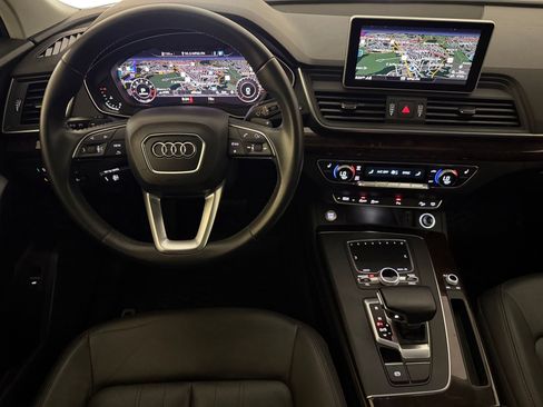 Used 2019 Audi Q5 2.0T Premium Plus w/ Premium Plus Package AWD/4WD image 29