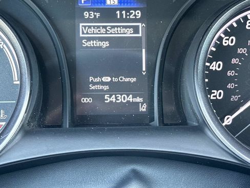 Used 2024 Toyota Camry SE FWD image 14