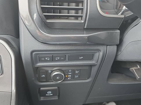 Used 2022 Ford F150 XLT w/ Equipment Group 302A High image 25