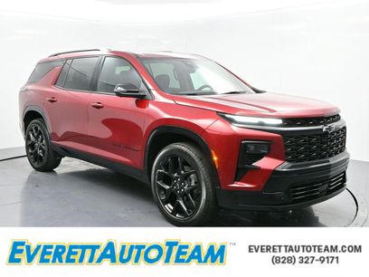 Used 2024 Chevrolet Traverse RS w/ LPO, Floor Liner Package