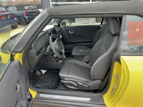 New 2026 MINI Cooper S image 5