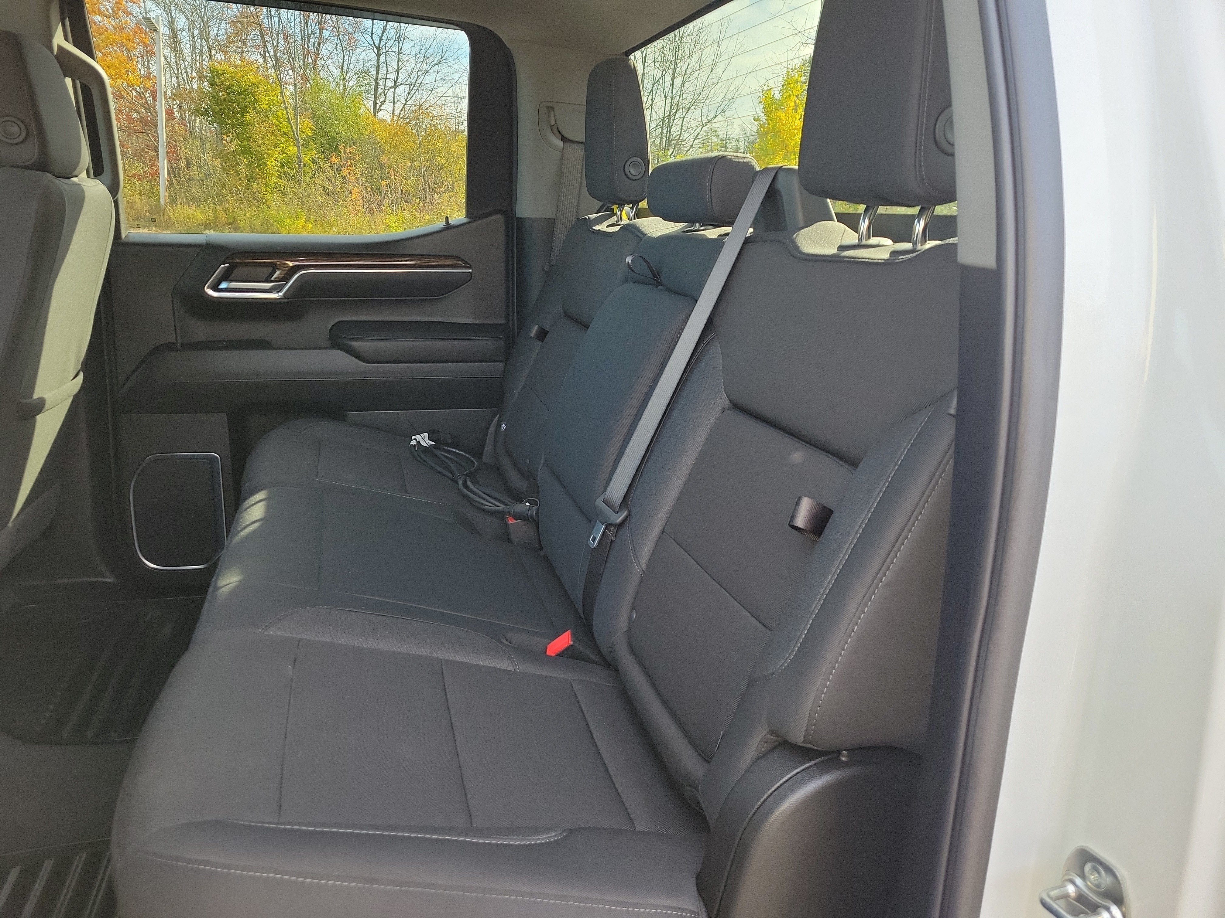 Used 2025 GMC Sierra 1500 Elevation w/ X31 Off-Road Package AWD/4WD image 16