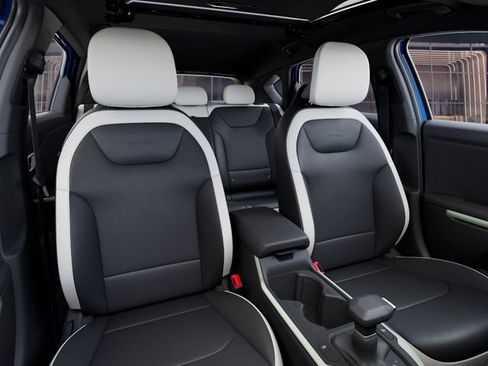 New 2026 Kia K4 GT-Line image 16