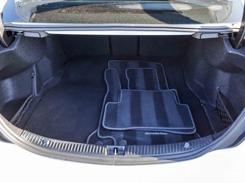 Used 2019 Mercedes-Benz C 300 Sedan image 31