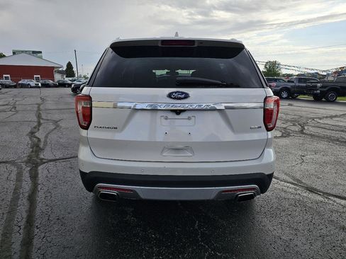 Used 2017 Ford Explorer Platinum AWD/4WD image 35