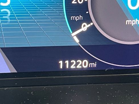 Certified 2025 Volkswagen Atlas SEL Premium R-Line image 22