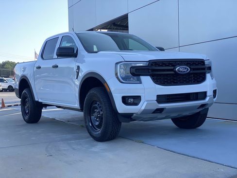 New 2026 Ford Ranger XL w/ FX4 Off-Road Package AWD/4WD image 2