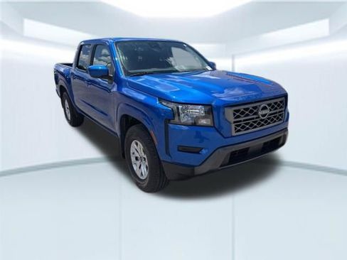 Used 2024 Nissan Frontier SV RWD image 4